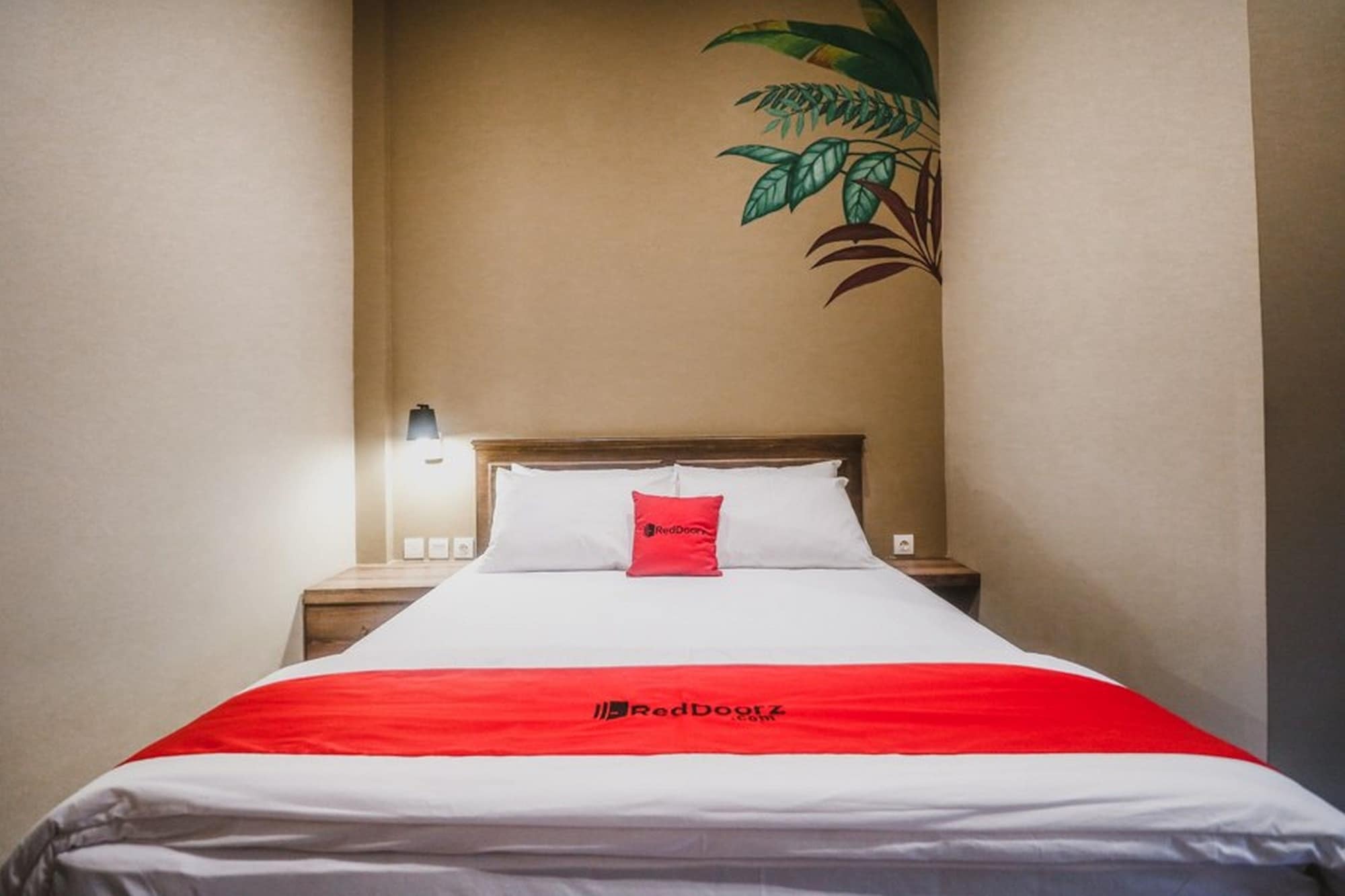 Reddoorz Plus Near Mall Slipi Jaya Jakarta Exterior photo